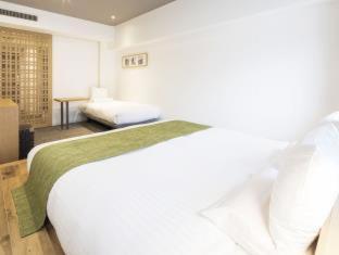 Comfort King Room Sofa Bed Non-Smoking