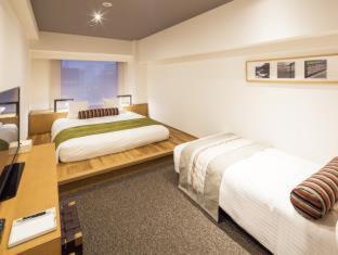 Comfort King Room Sofa Bed Non-Smoking